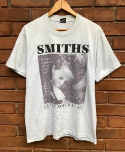 The Smiths there Is A Light That Never Goes Out T-Shirt AL19JL2